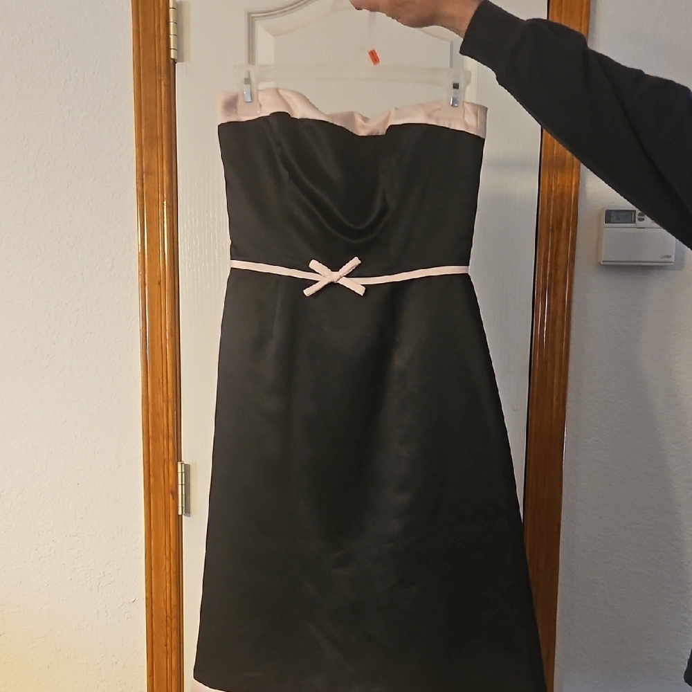 Elegant Black and Pink Strapless Dress